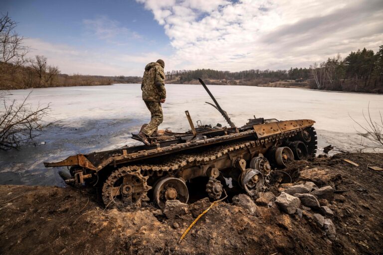 TOPSHOT-UKRAINE-RUSSIA-CONFLICT
